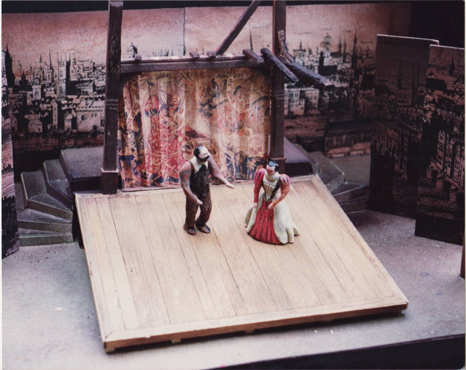 Dark Lady, directed by Vincent Dowling, at the Irish National Theatre